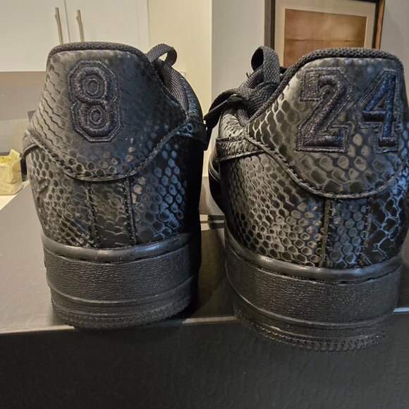 Nike Air Force 1 Low Kobe Triple Black Mens IB0018003 Size 10 2025 NEW - Picture 9 of 16